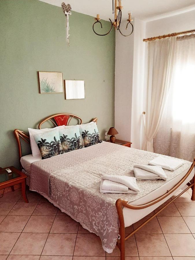 Vintage Home Nikiti  Luaran gambar