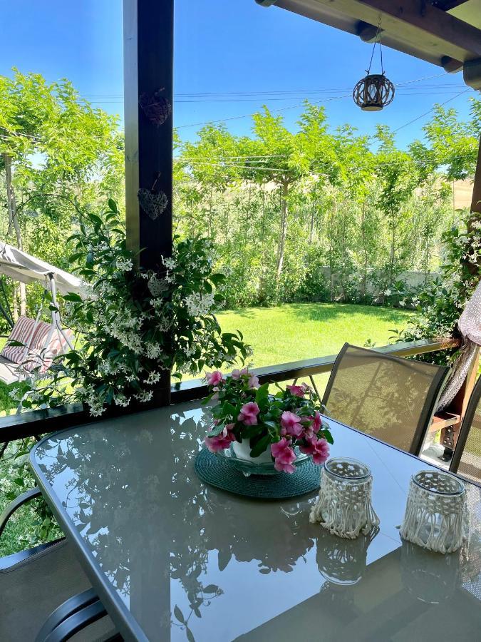 Vintage Home Nikiti  Luaran gambar