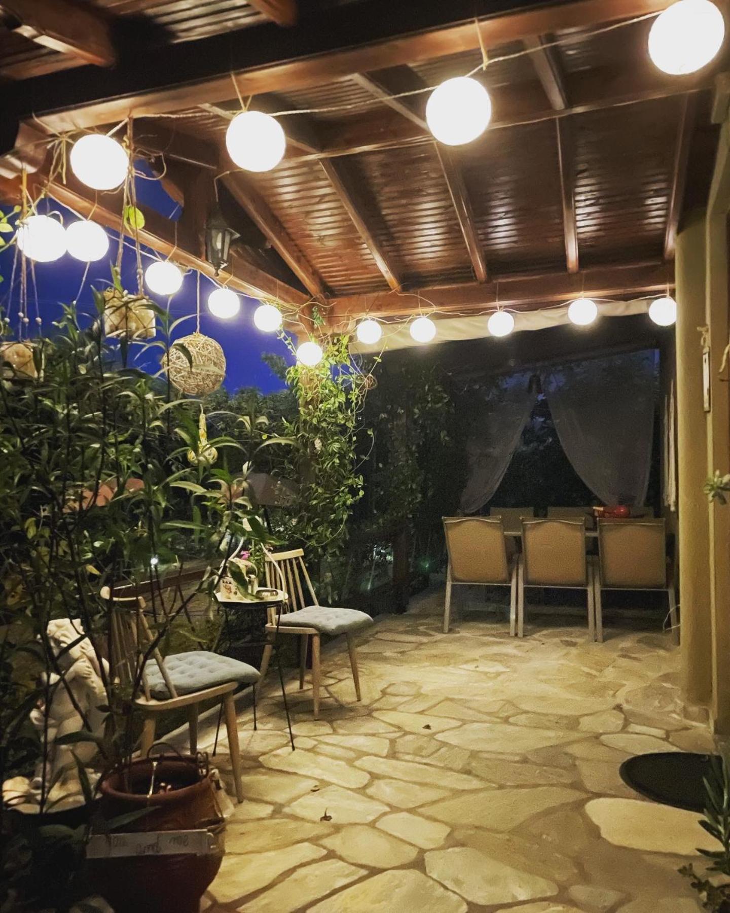 Vintage Home Nikiti  Luaran gambar